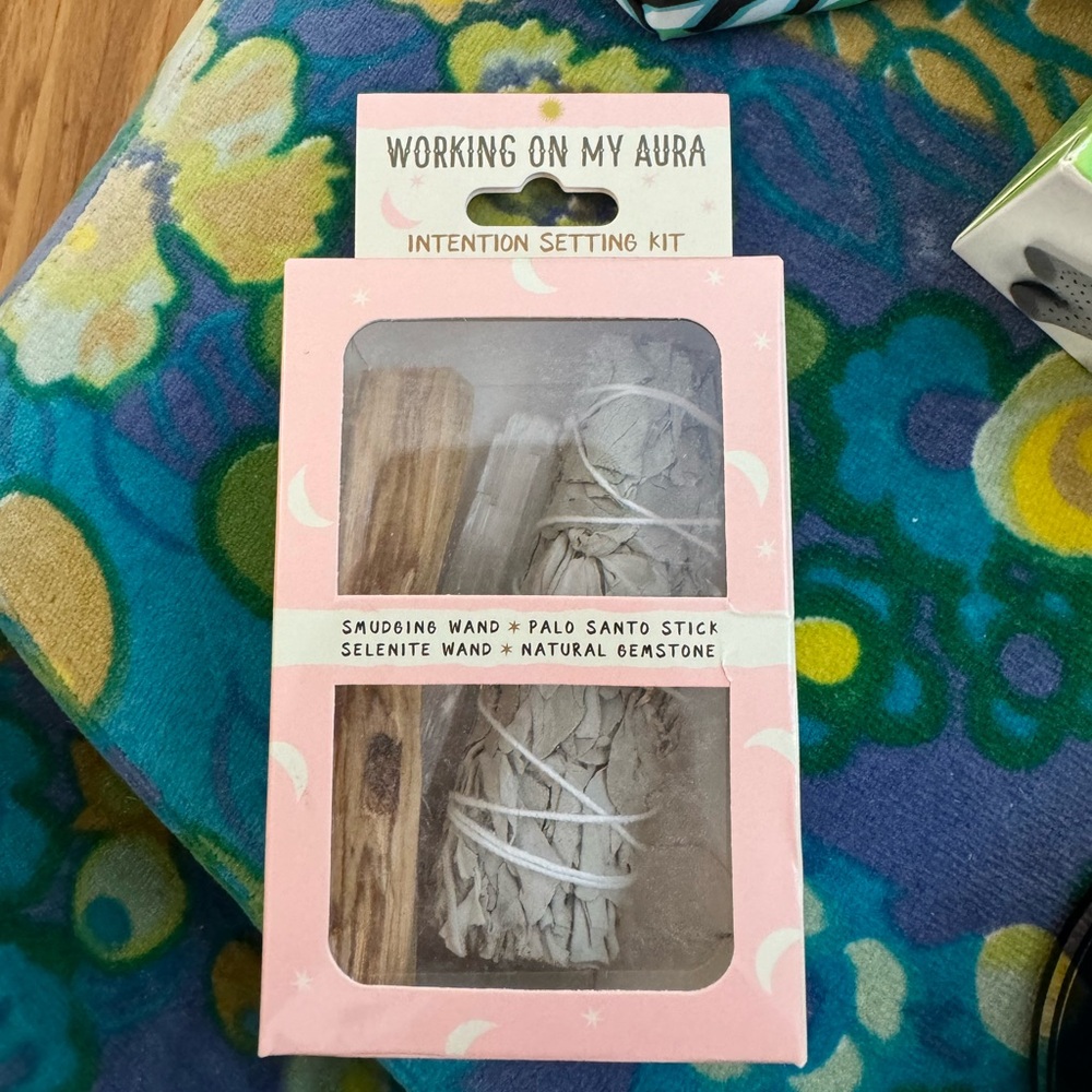 Aura Kit Palo Santo Stick and Gemstone and Smudging Wand